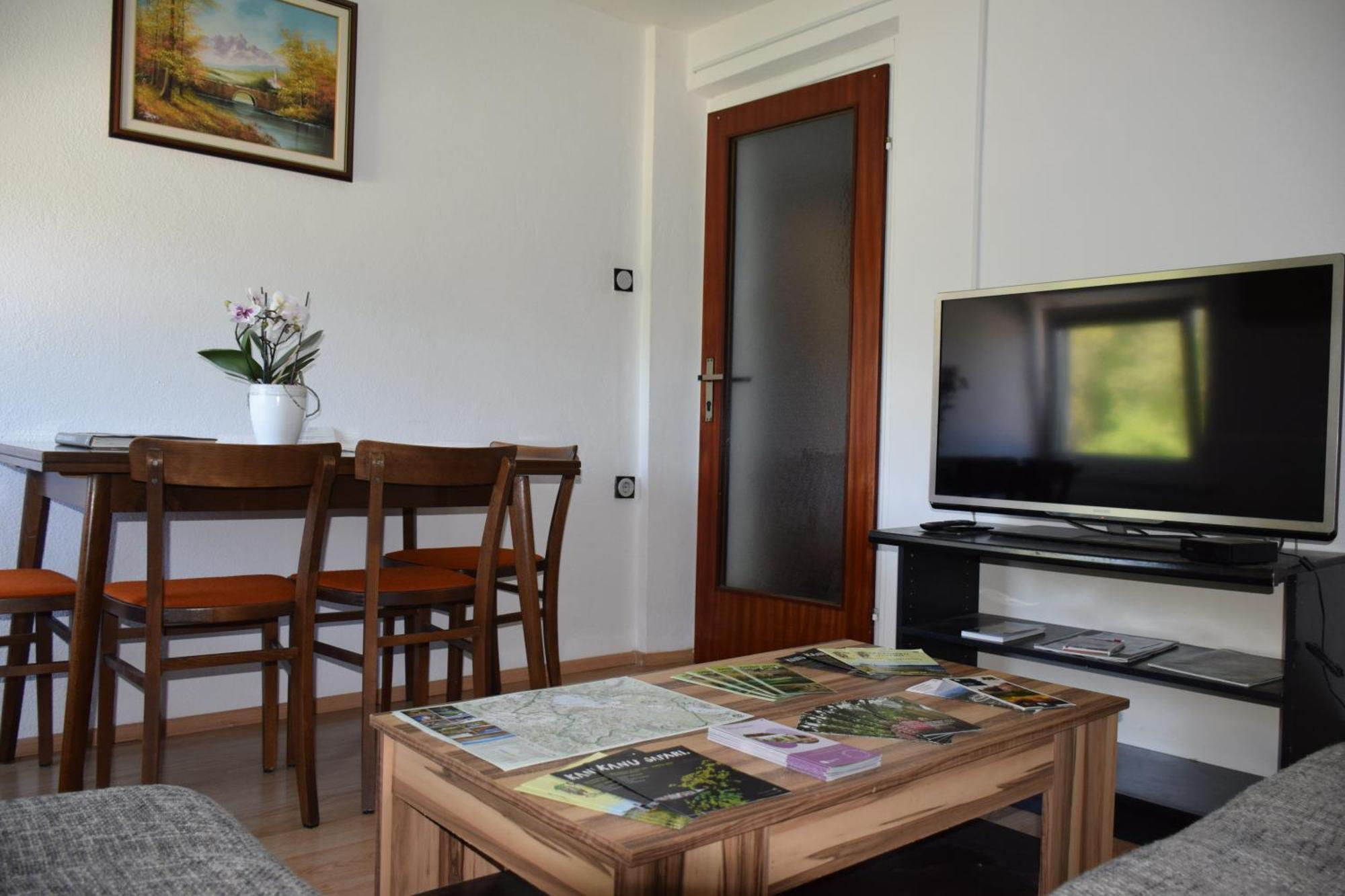Apartma Narava Begunje pri Cerknici Rum bild